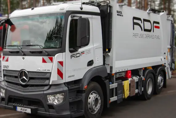 Śmieciarka służąca do zbiórki śmieci